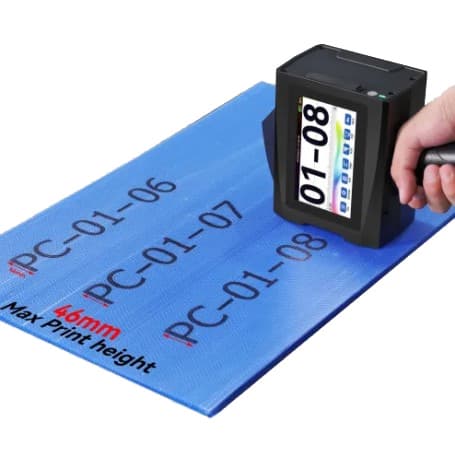 Tinta para marcadoras manuales imprimiendo en cartón absorbente